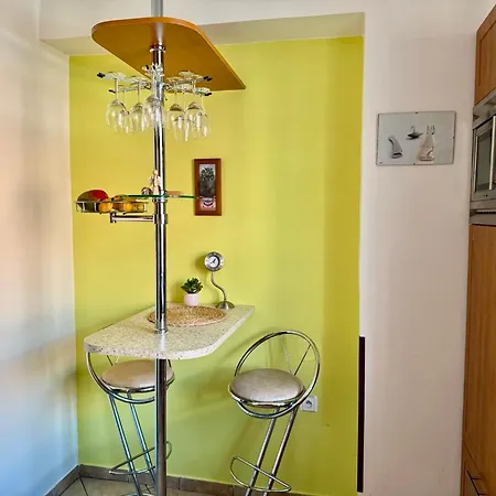 Utulny Par Kroku Od Lazenske Fontany Apartment *