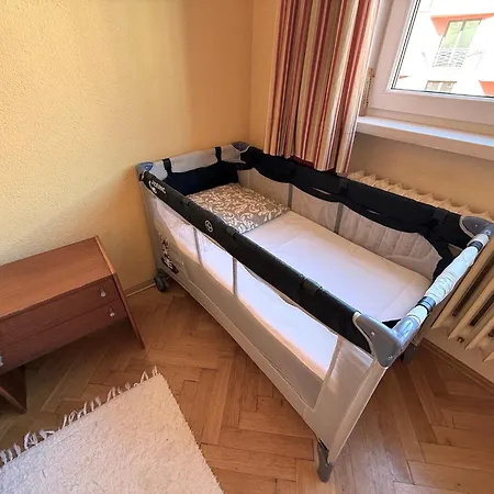 Apartment Utulny Par Kroku Od Lazenske Fontany